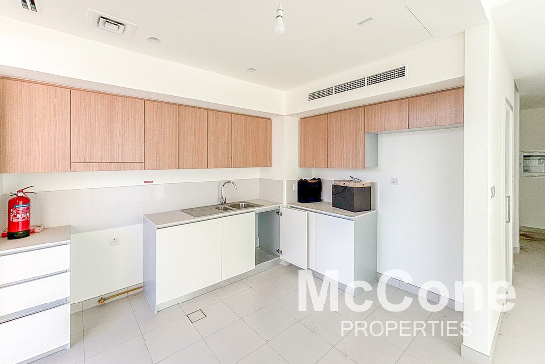 House in Madinat Al Mataar, Dubai, United Arab Emirates 5 - 17220186