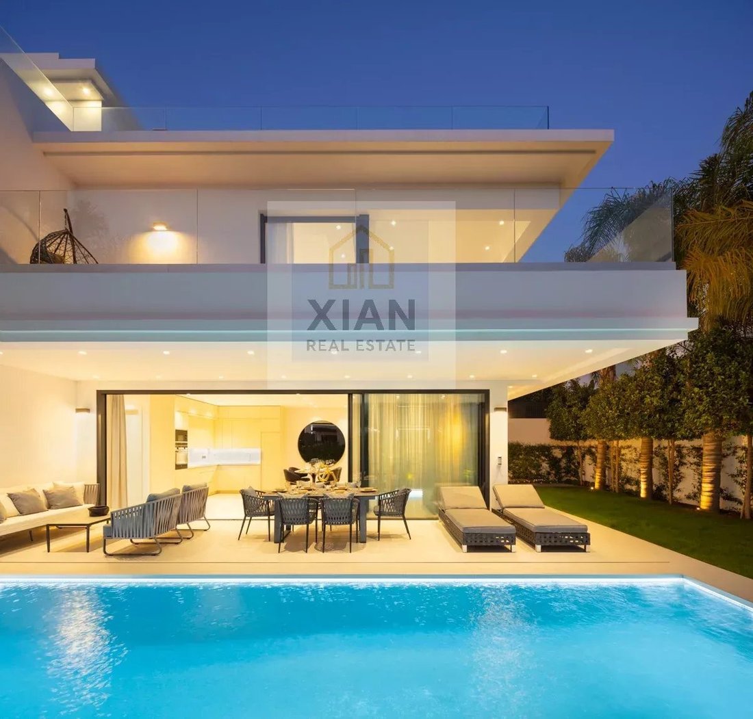 Villa in Golden Mile, Andalusia, Spain 2 - 12927515