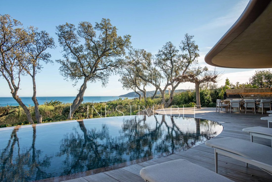 Villa in Ramatuelle, Provence-Alpes-Côte d'Azur, France 2 - 17220740