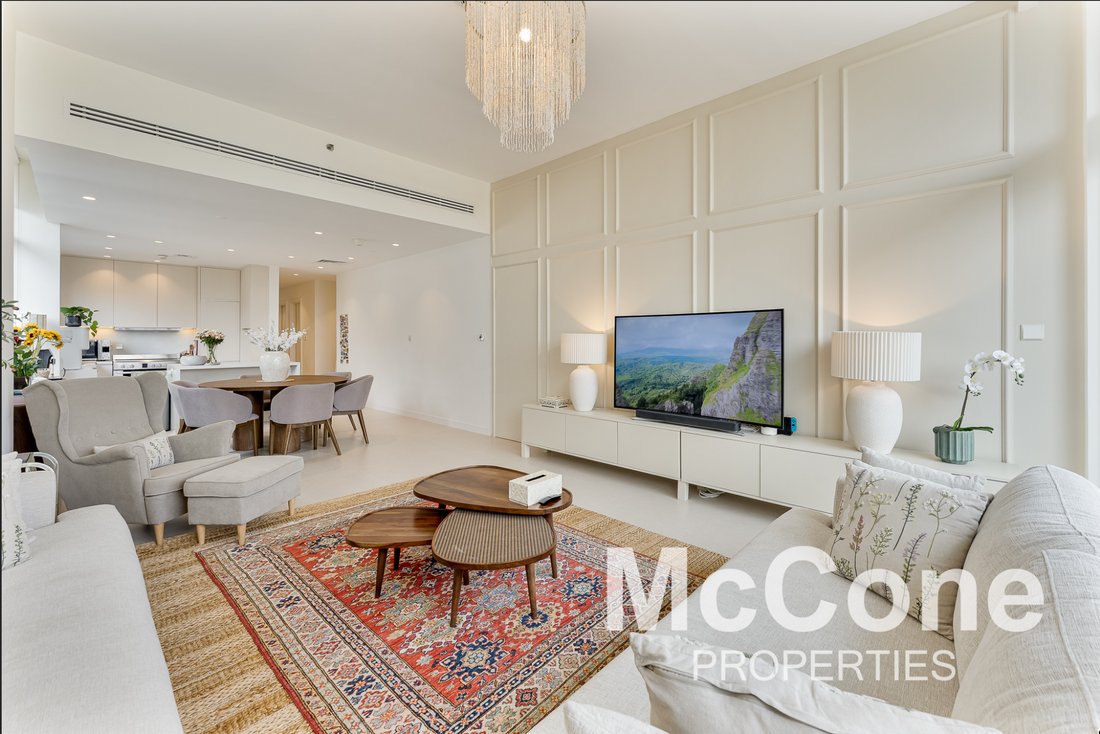 Apartment in Damac Hills, Dubai, United Arab Emirates 2 - 17220200