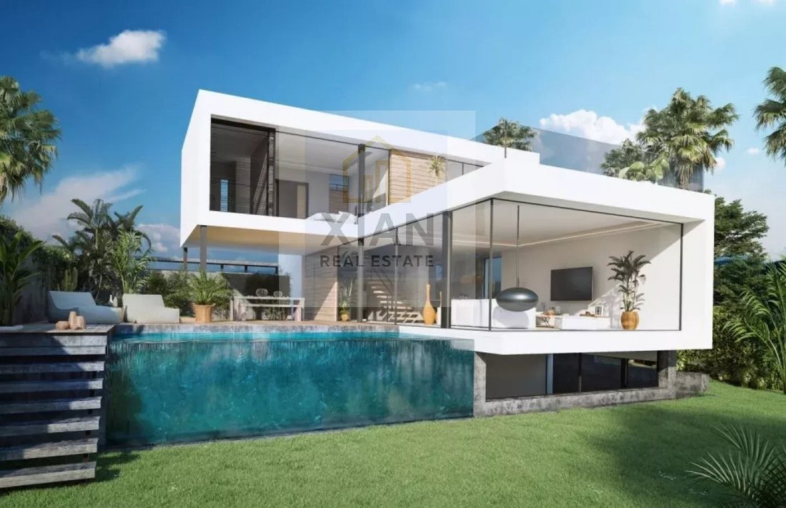Villa in Estepona, Andalusia, Spain 2 - 12177059