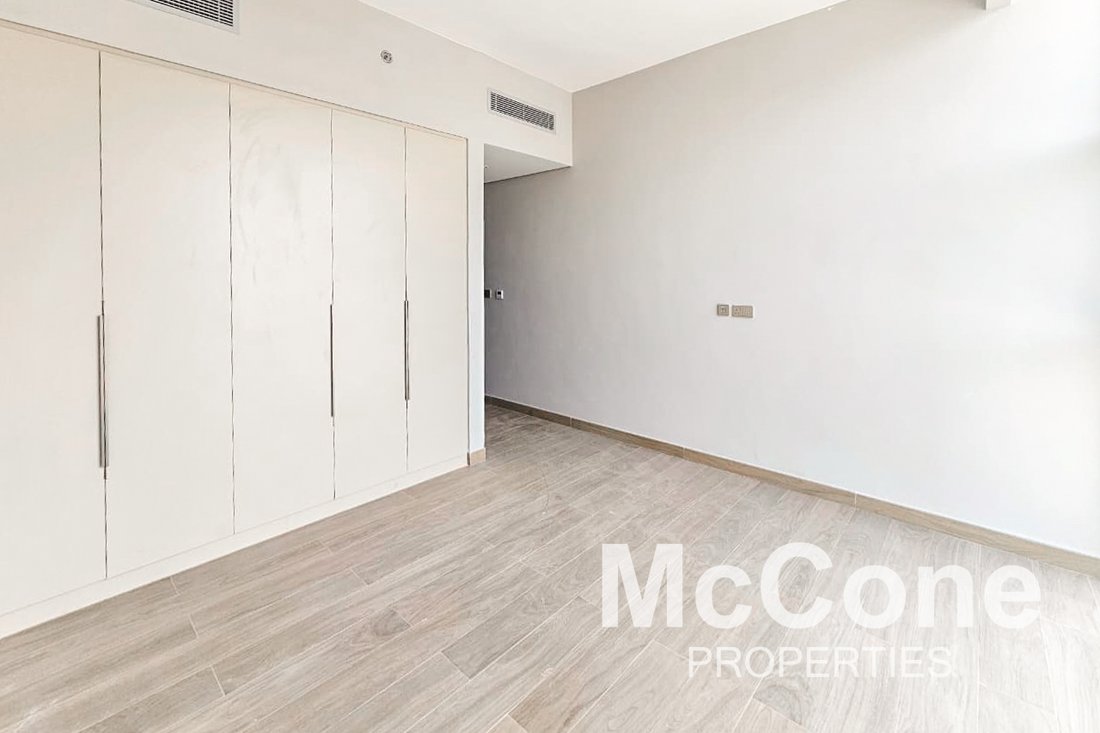 Apartment in Al Furjan, Dubai, United Arab Emirates 4 - 17220190
