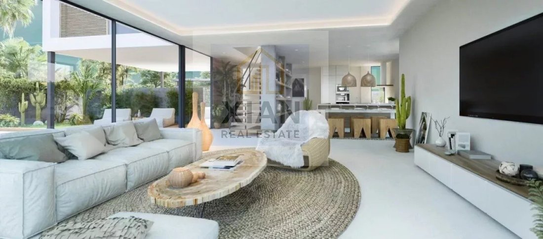 Villa in Estepona, Andalusia, Spain 5 - 12177059