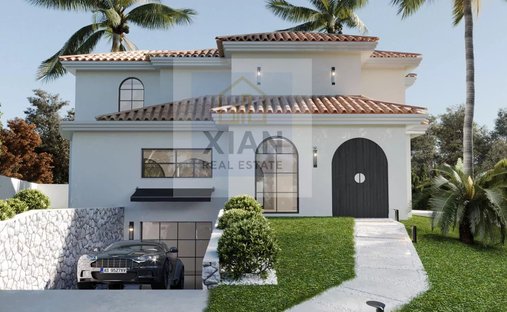 Villa in Nueva Andalucia, Marbella, Spain 1