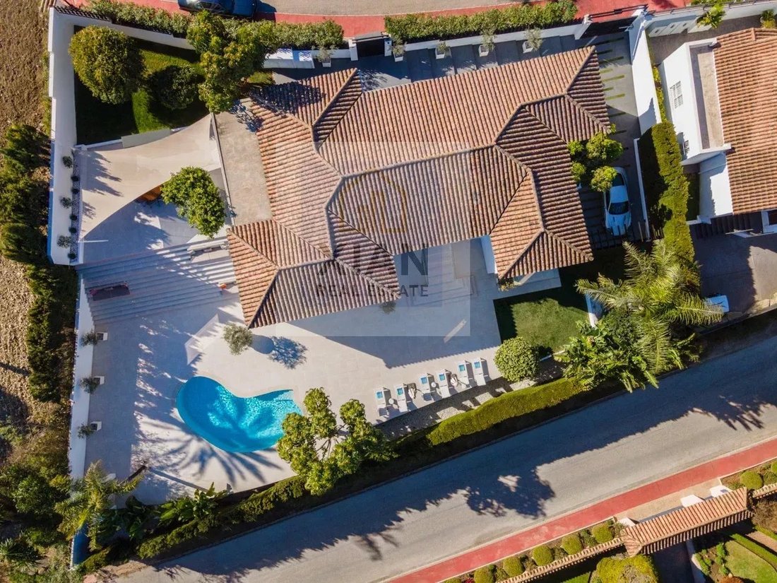 Villa in Nueva Andalucia, Marbella, Spain 1 - 12177208
