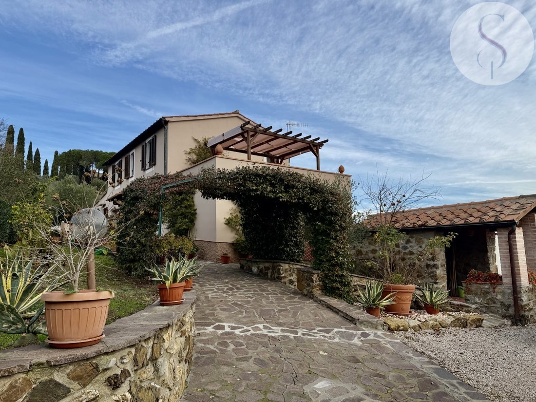 Country House in Massa Marittima, Tuscany, Italy 2 - 17217947