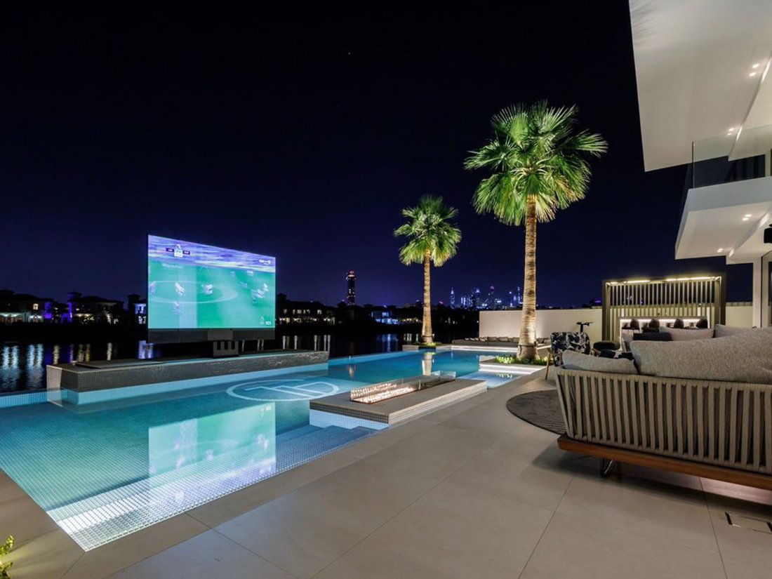 Villa in Palm Jumeirah, Dubai, United Arab Emirates 1 - 17220364