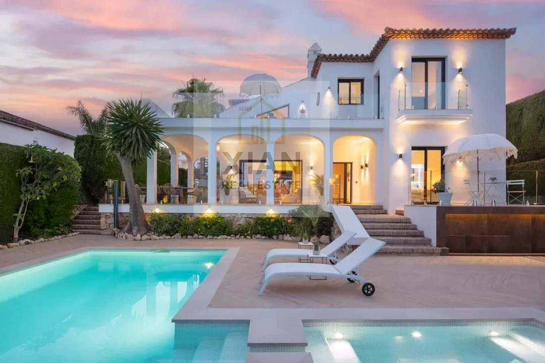 Villa in Nueva Andalucia, Marbella, Spain 2 - 13002427