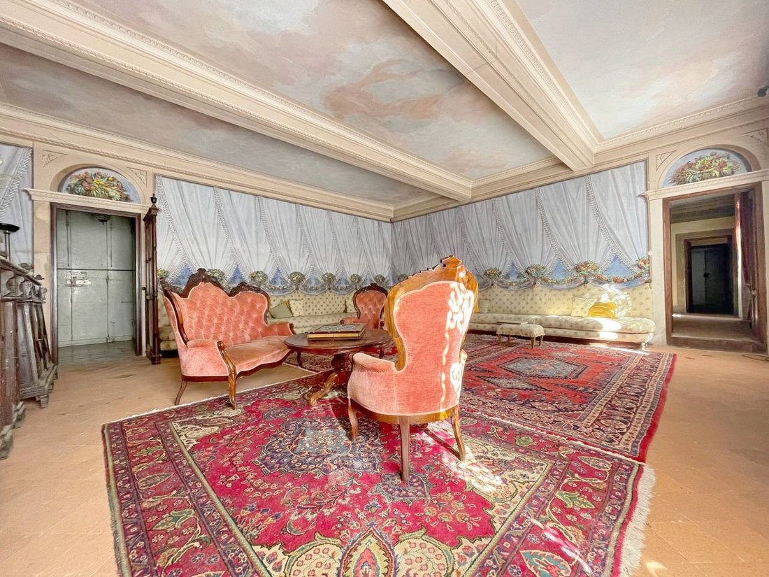Villa in Capannori, Tuscany, Italy 4 - 17227187