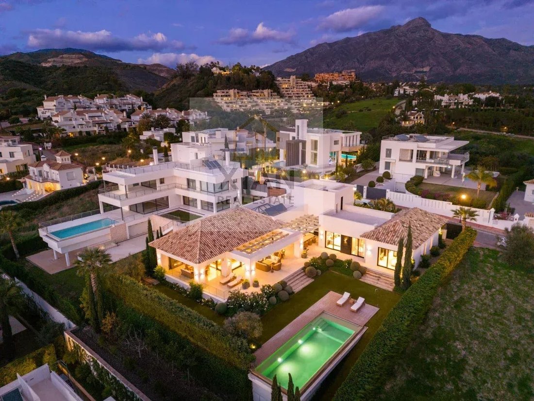 Villa in Nueva Andalucía, Marbella, Spanien 5 - 12642467