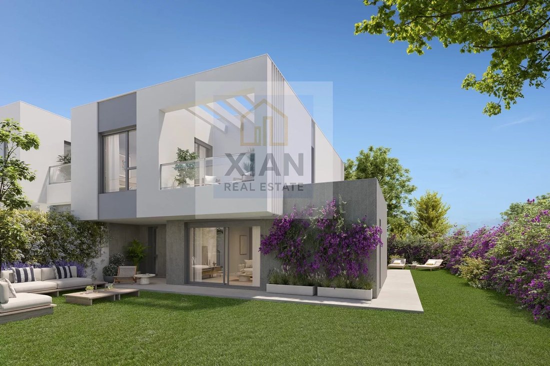 Villa in Marbella, Andalusia, Spain 1 - 12723601