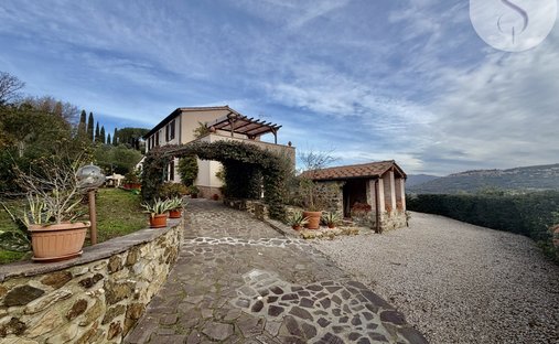 Country House in Massa Marittima, Tuscany, Italy 1