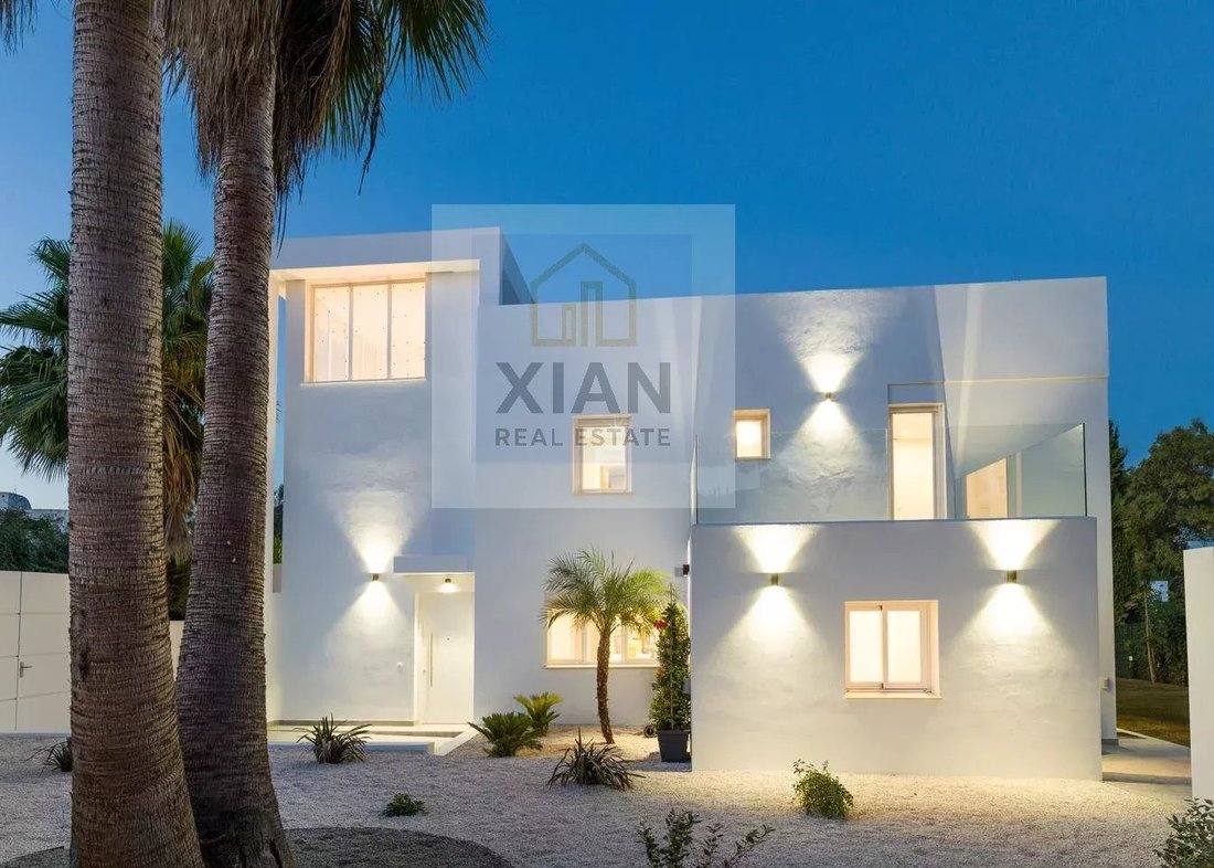 Villa in Nueva Andalucia, Marbella, Spain 2 - 12177185