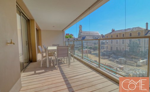 Apartment in Centre, Rennes, France 1
