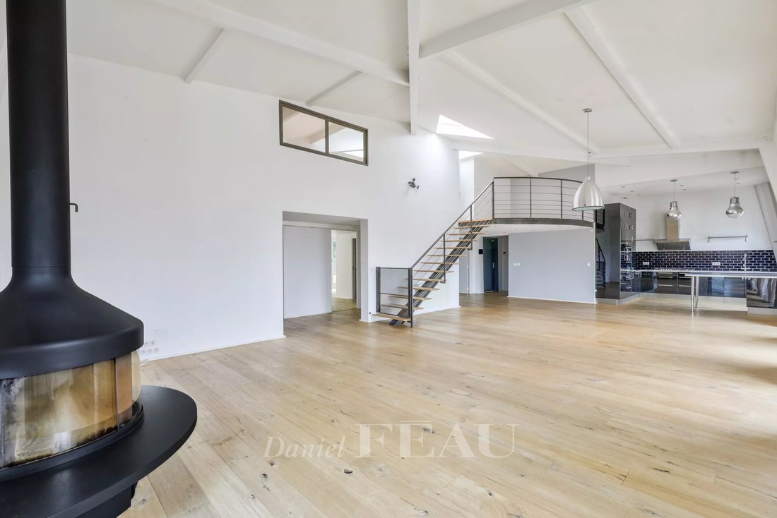 Apartment in Saint-Cloud, Ile-de-France, France 4 - 17223296