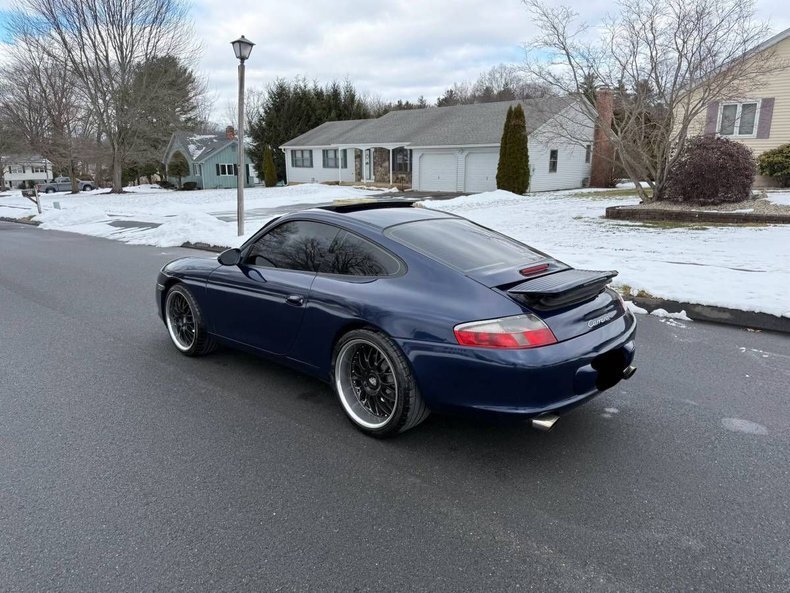 Coupe in Glendale, United States 5 - 17218150