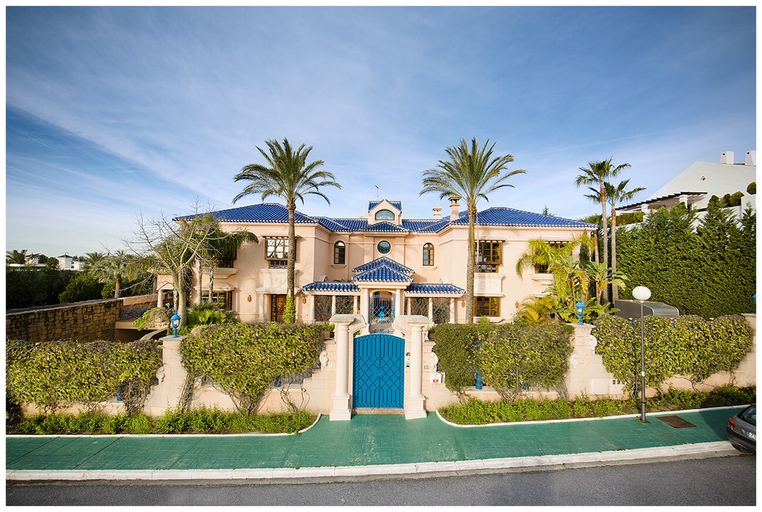 Estate in Nueva Andalucia, Marbella, Spain 1 - 17225331