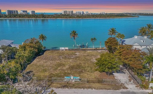 Land in Siesta Key, Florida, United States 1