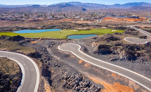 Land in Santa Clara, Utah, United States 1