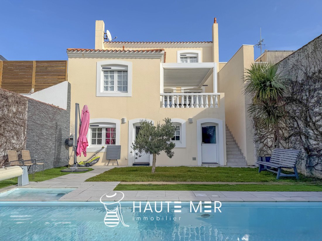 House in La Foire Aux Chats, Les Sables-d'Olonne, France 1 - 17139944