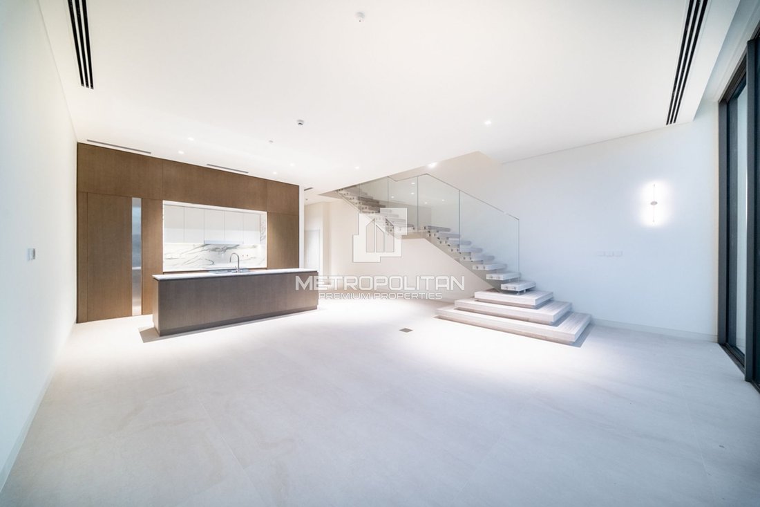 Townhouse in Ras Al Khor Industrial Area, Dubai, United Arab Emirates 4 - 17224029