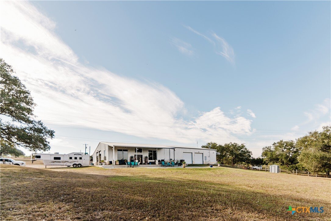House in Cuero, Texas, United States 2 - 17221185