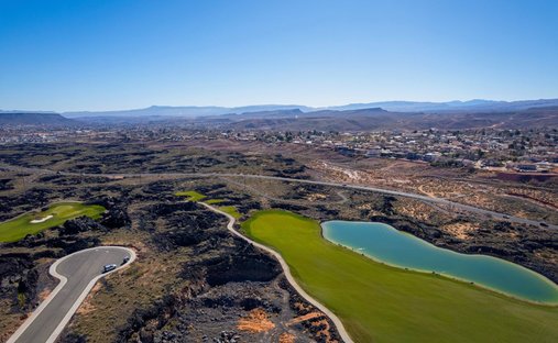 Land in Santa Clara, Utah, United States 1