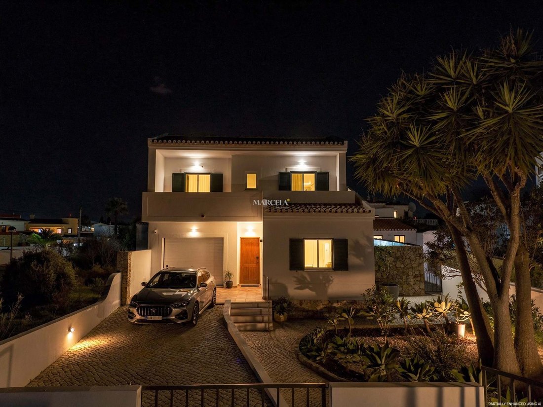 Villa in Praia da Luz, Algarve, Portugal 2 - 16848524