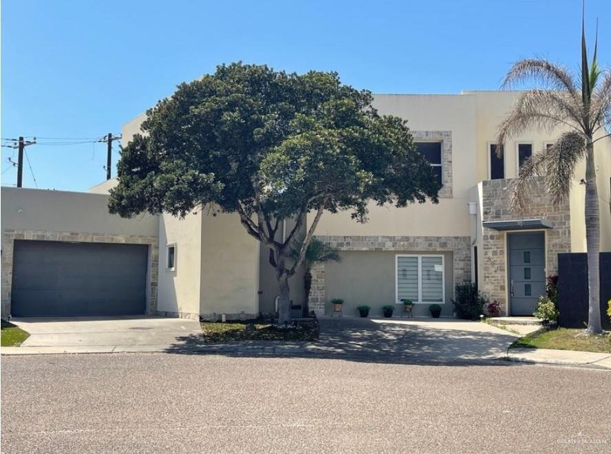 House in McAllen, Texas, United States 1 - 17221081