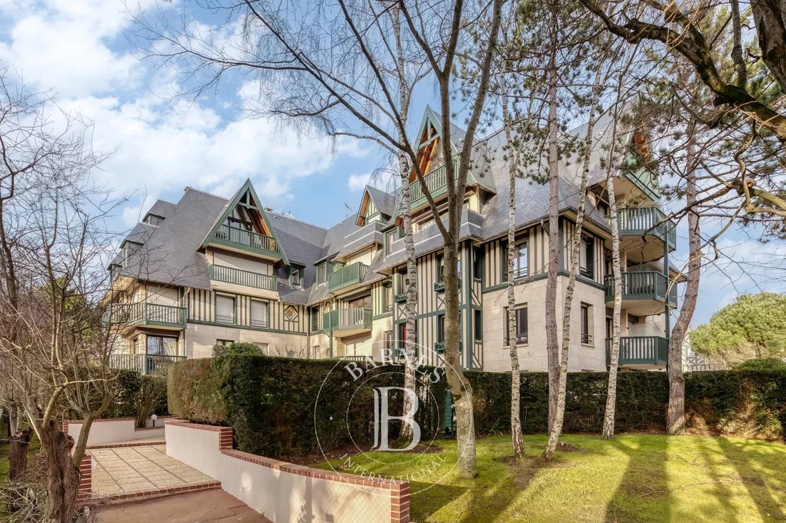 Apartment in Deauville, Normandy, France 1 - 17220345