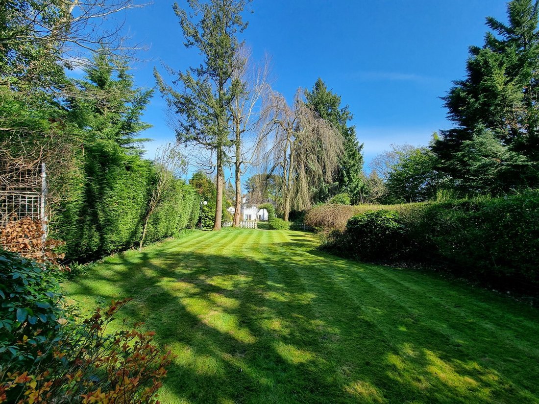 House in Englefield Green, Windsor, England 2 - 17222762
