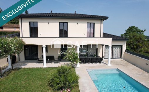 House in Grenay, Auvergne-Rhône-Alpes, France 1