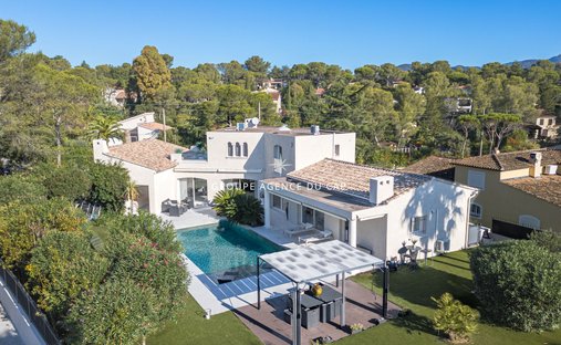 Villa à Valescure-Vaulongue-Clair Bois-Vallon Suveret, Saint-Raphaël, France 1