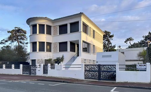 House in Nord Est Vallieres, Saint-Georges-de-Didonne, France 1