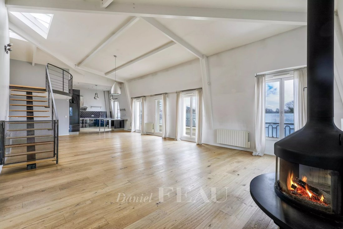 Apartment in Saint-Cloud, Ile-de-France, France 3 - 17223296