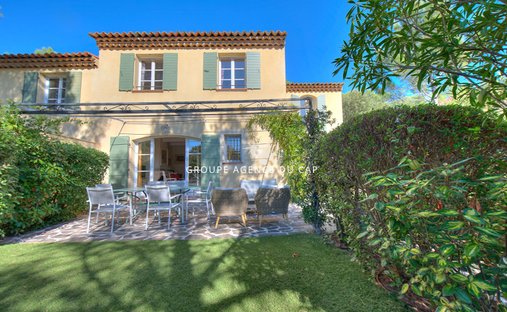 Villa in La Motte, Provence-Alpes-Côte d'Azur, France 1