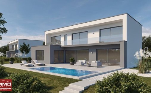 Villa in Klosterneuburg, Lower Austria, Austria 1