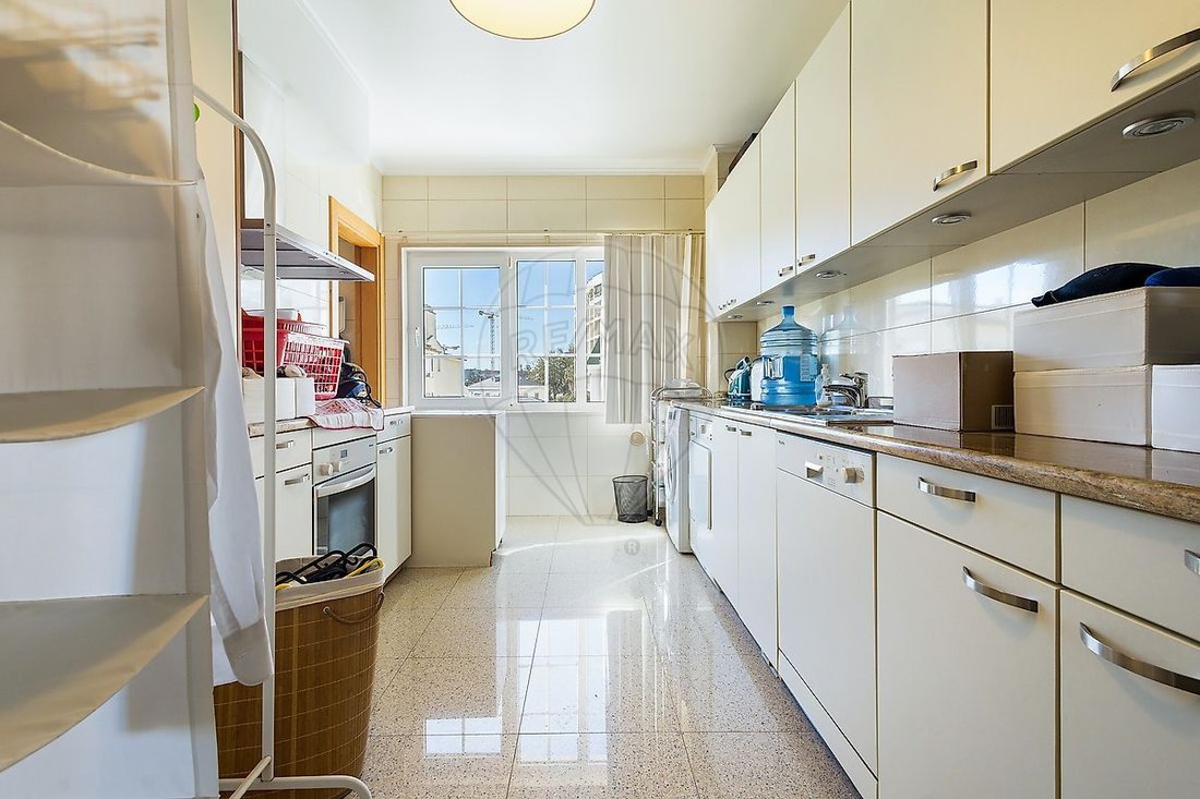 Apartment in Estoril, Cascais e Estoril, Lisbon 4 - 17220587