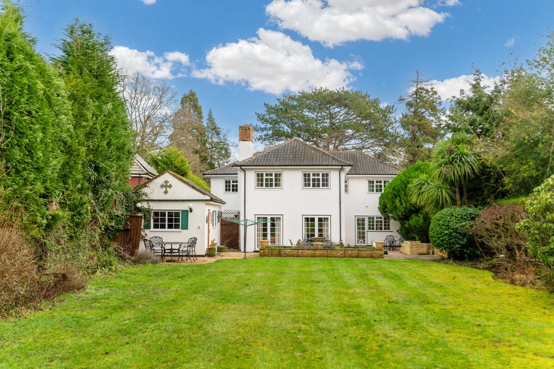 House in Englefield Green, Windsor, England 1 - 17222762