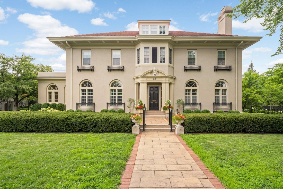 House in Minneapolis, Minnesota, United States 1 - 17225582