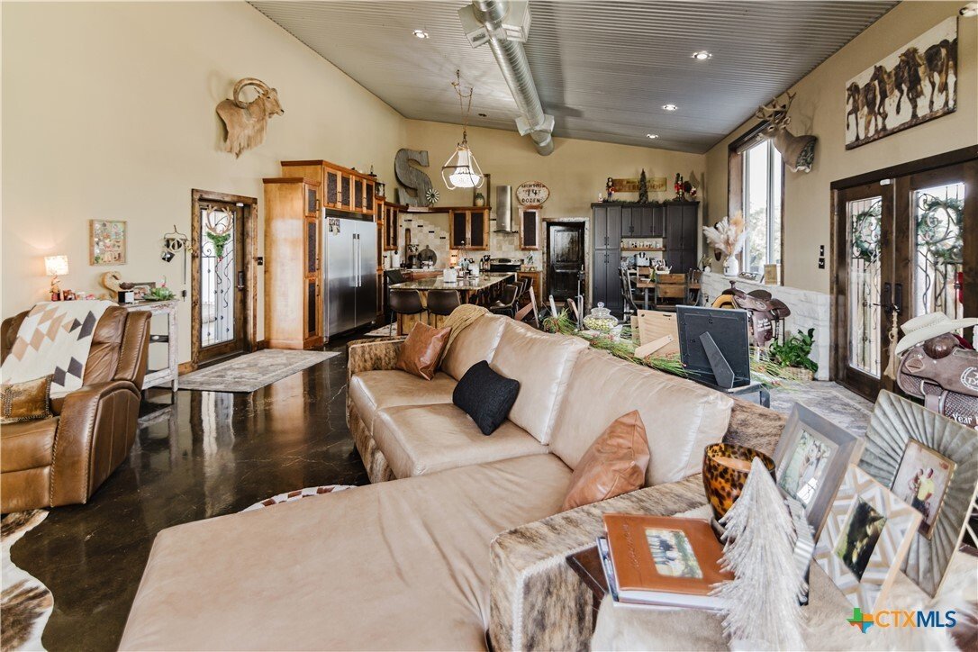 House in Cuero, Texas, United States 3 - 17221185