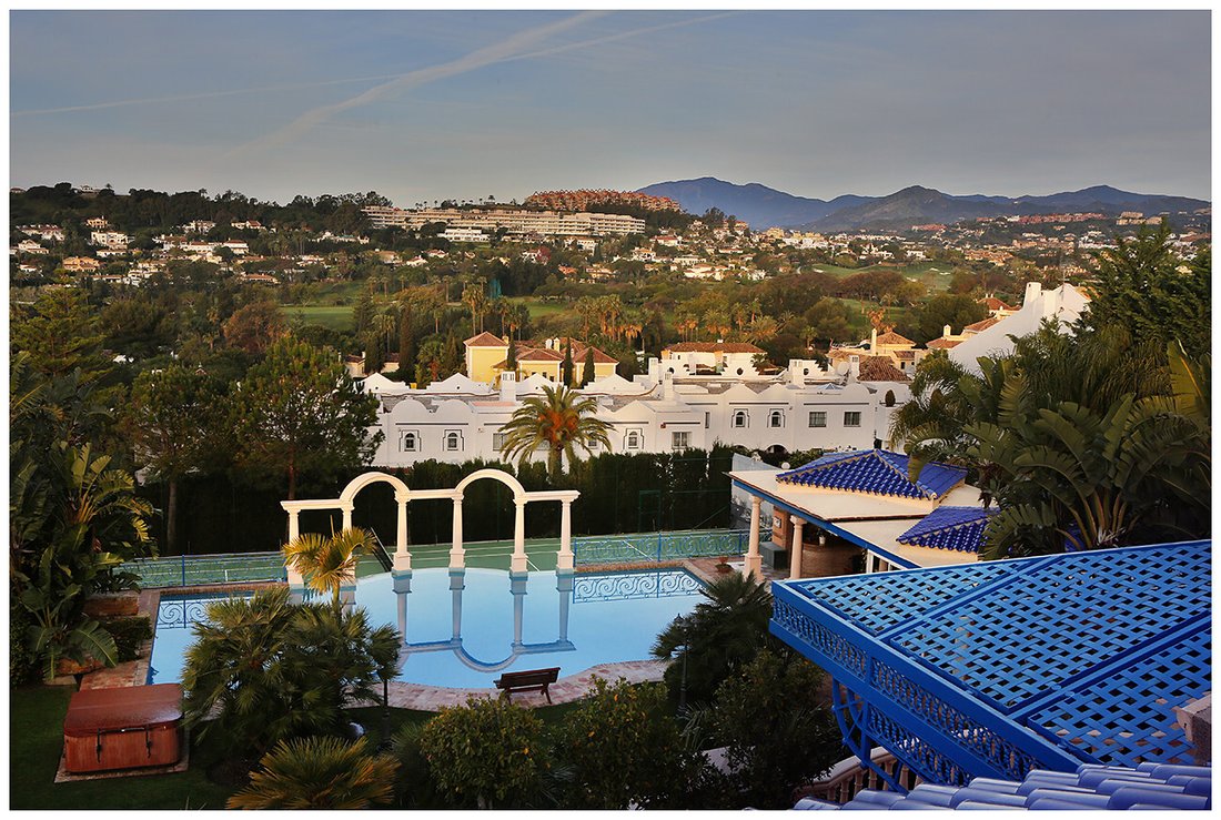 Estate in Nueva Andalucia, Marbella, Spain 3 - 17225331
