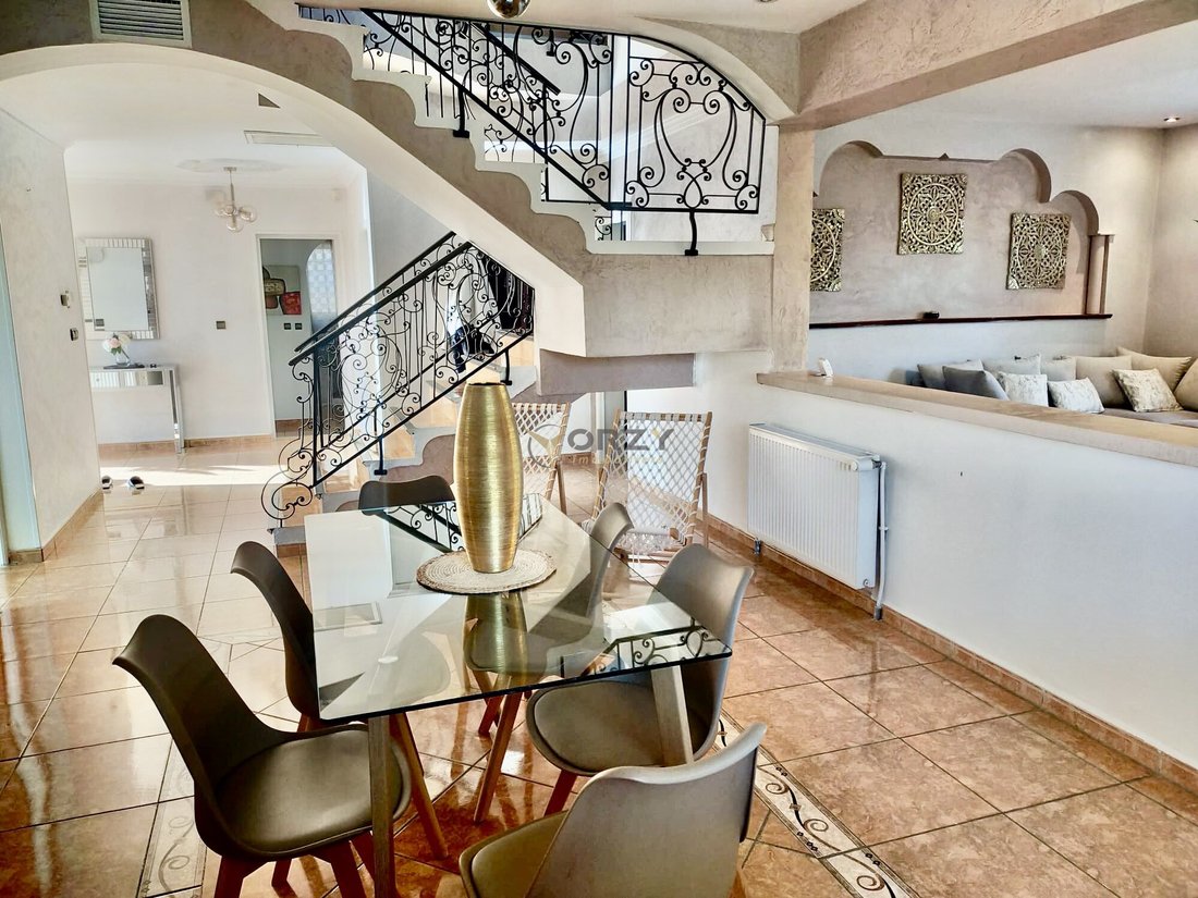Villa in Centre Ville, Sorgues, France 4 - 17224351