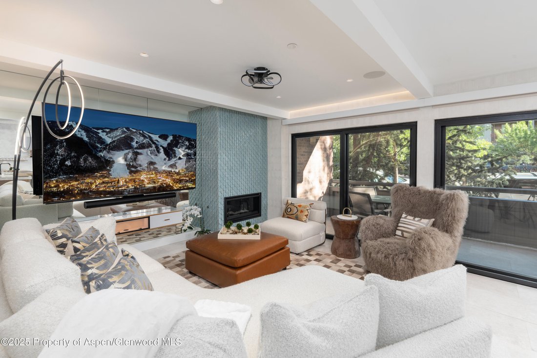 Condo in Aspen, Colorado, United States 2 - 17228729