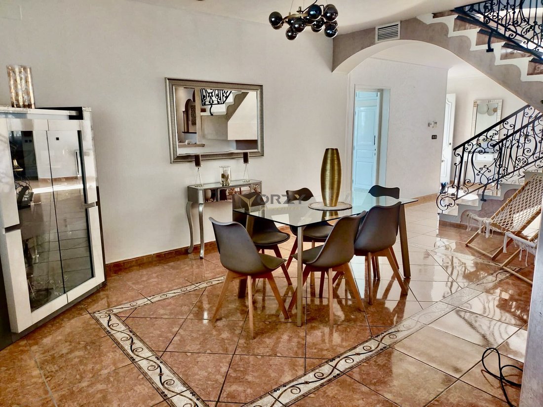 Villa in Centre Ville, Sorgues, France 5 - 17224351