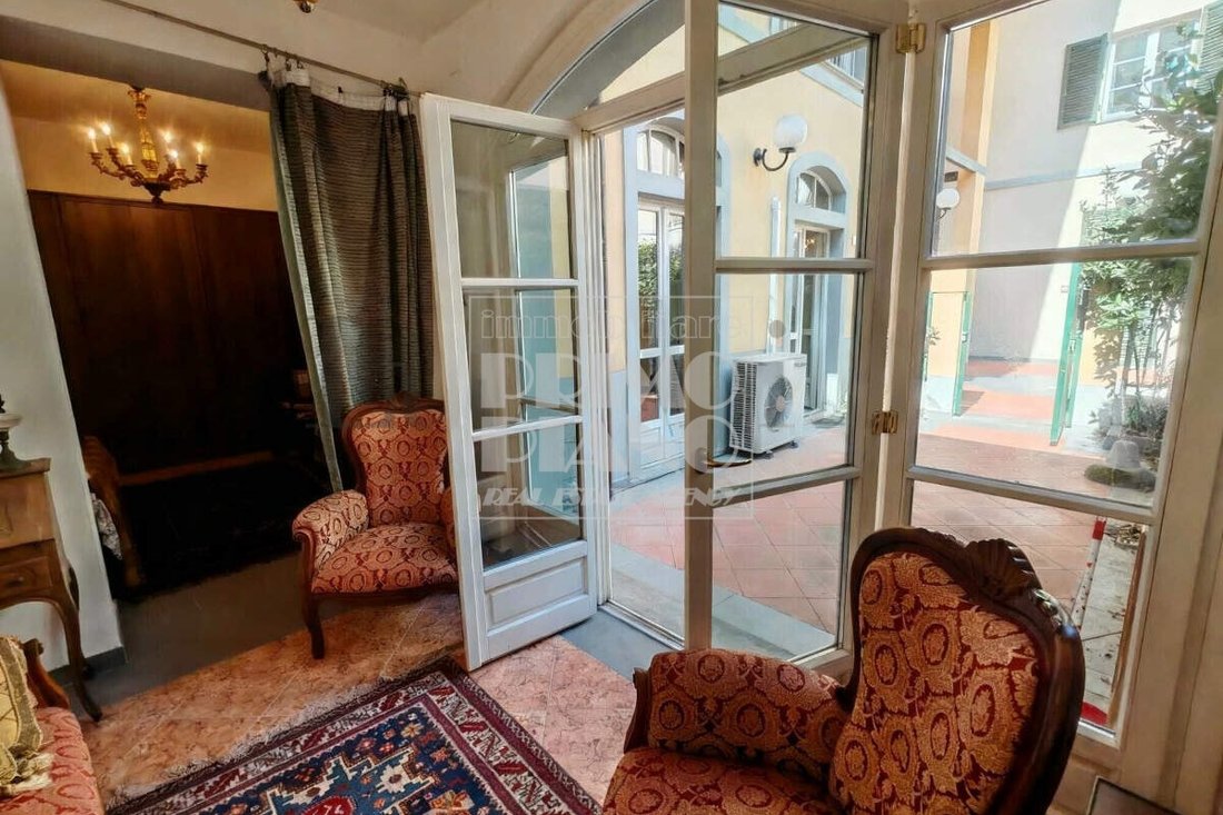 Apartment in Historic Center, Lucca, Tuscany 4 - 17221386
