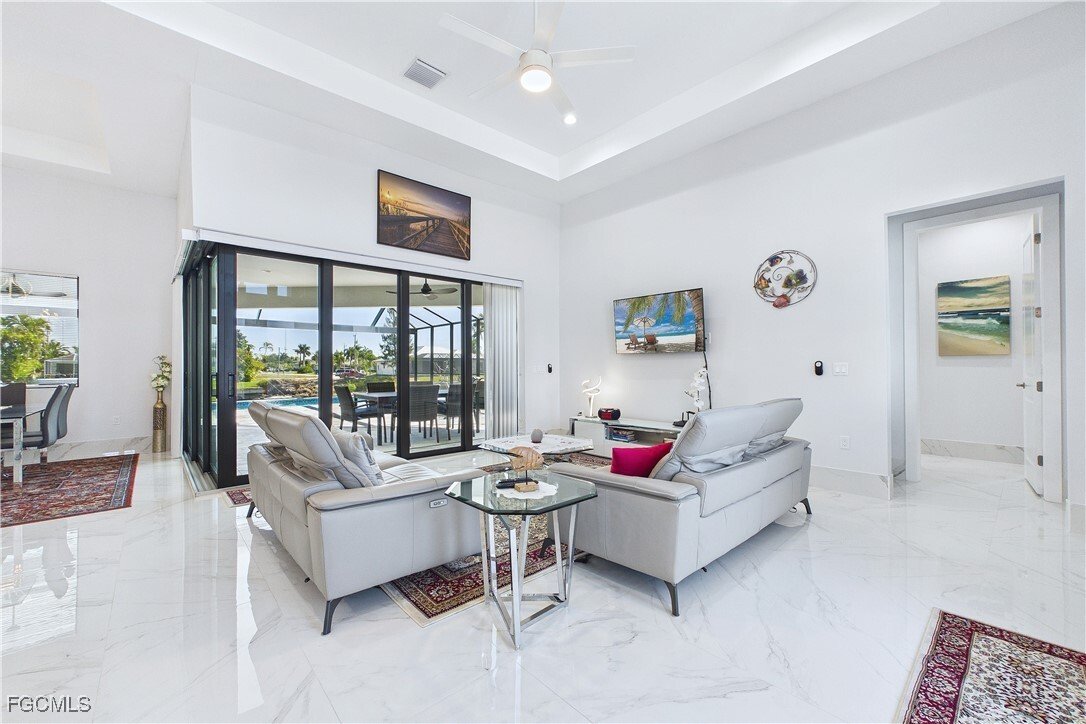 House in Cape Coral, Florida, United States 4 - 17217844
