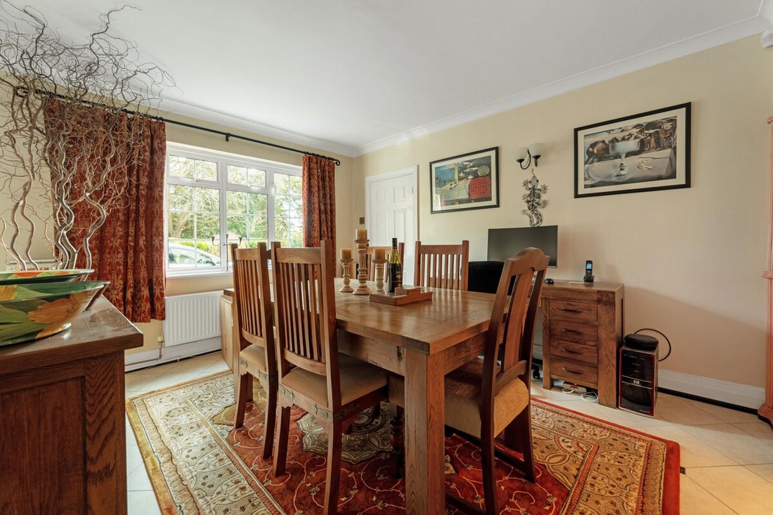 House in Englefield Green, Windsor, England 4 - 17222762