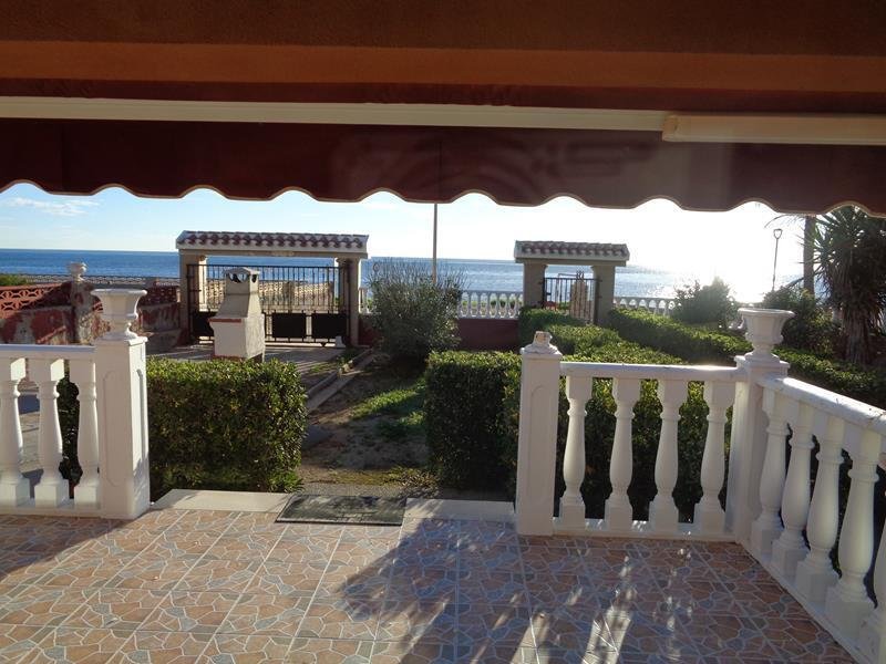 Villa in Torrevieja, Valencian Community, Spain 5 - 16474054
