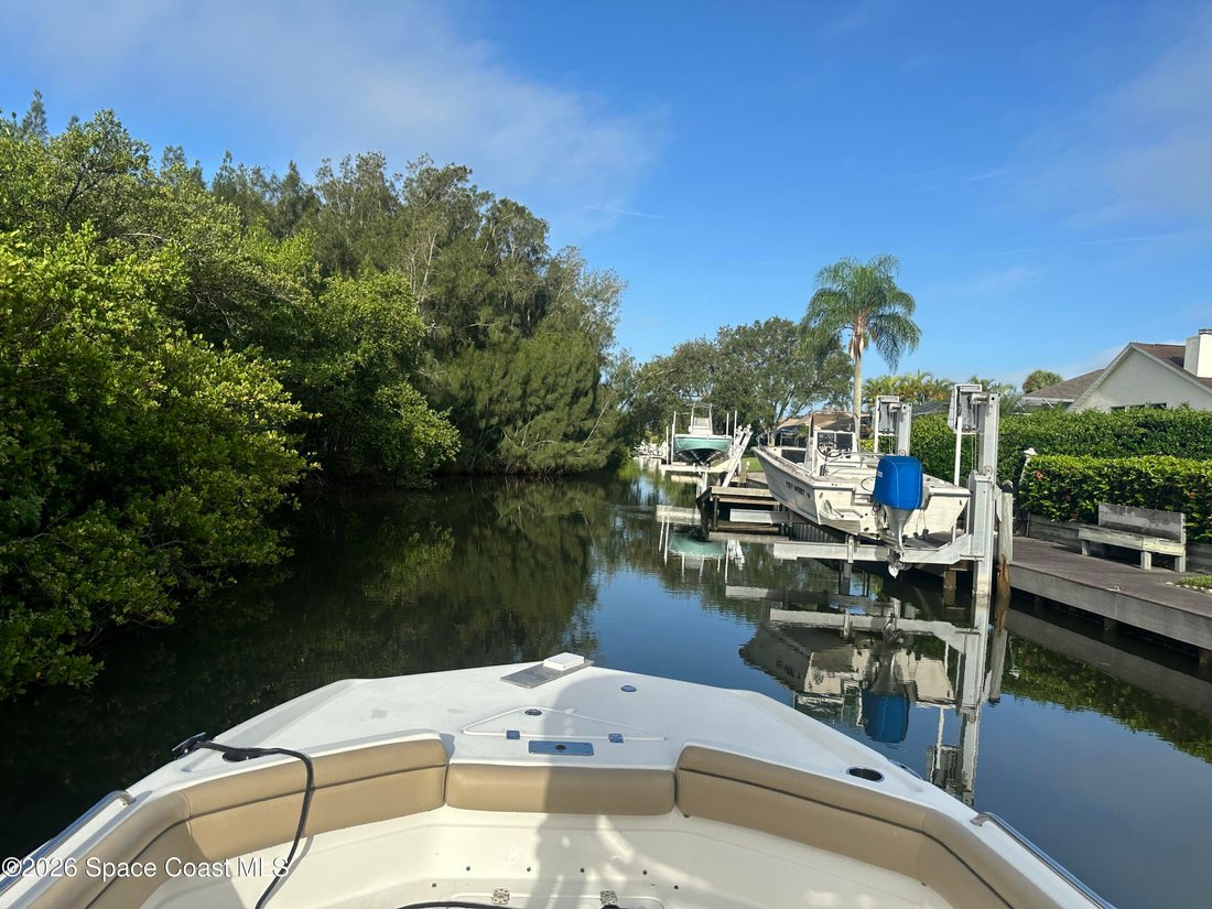 House in Merritt Island, Florida, United States 3 - 17222408